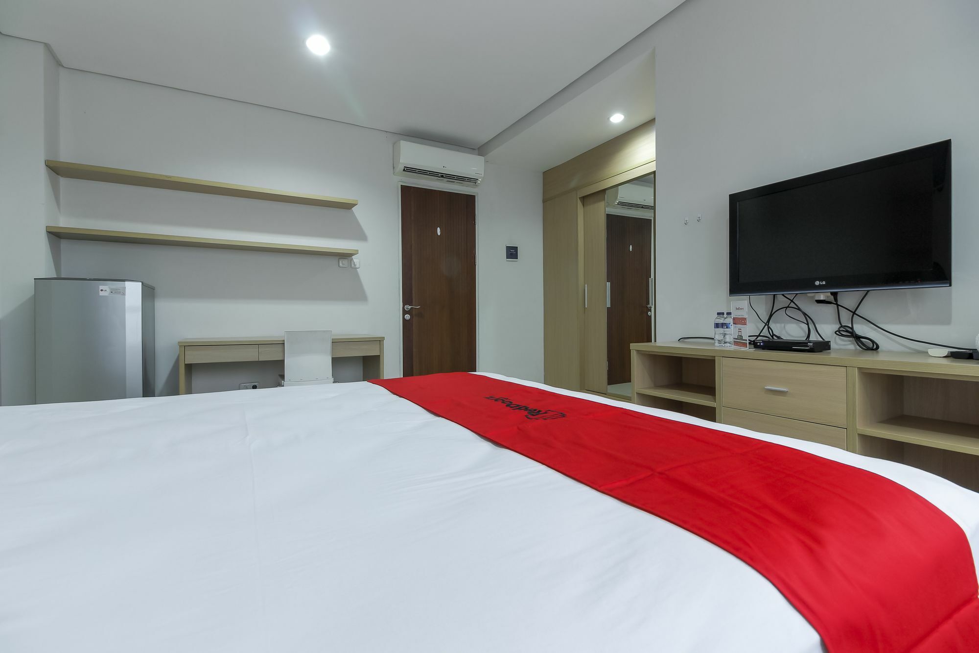 Hotel Reddoorz @ Patal Senayan 4 Dżakarta Zewnętrze zdjęcie